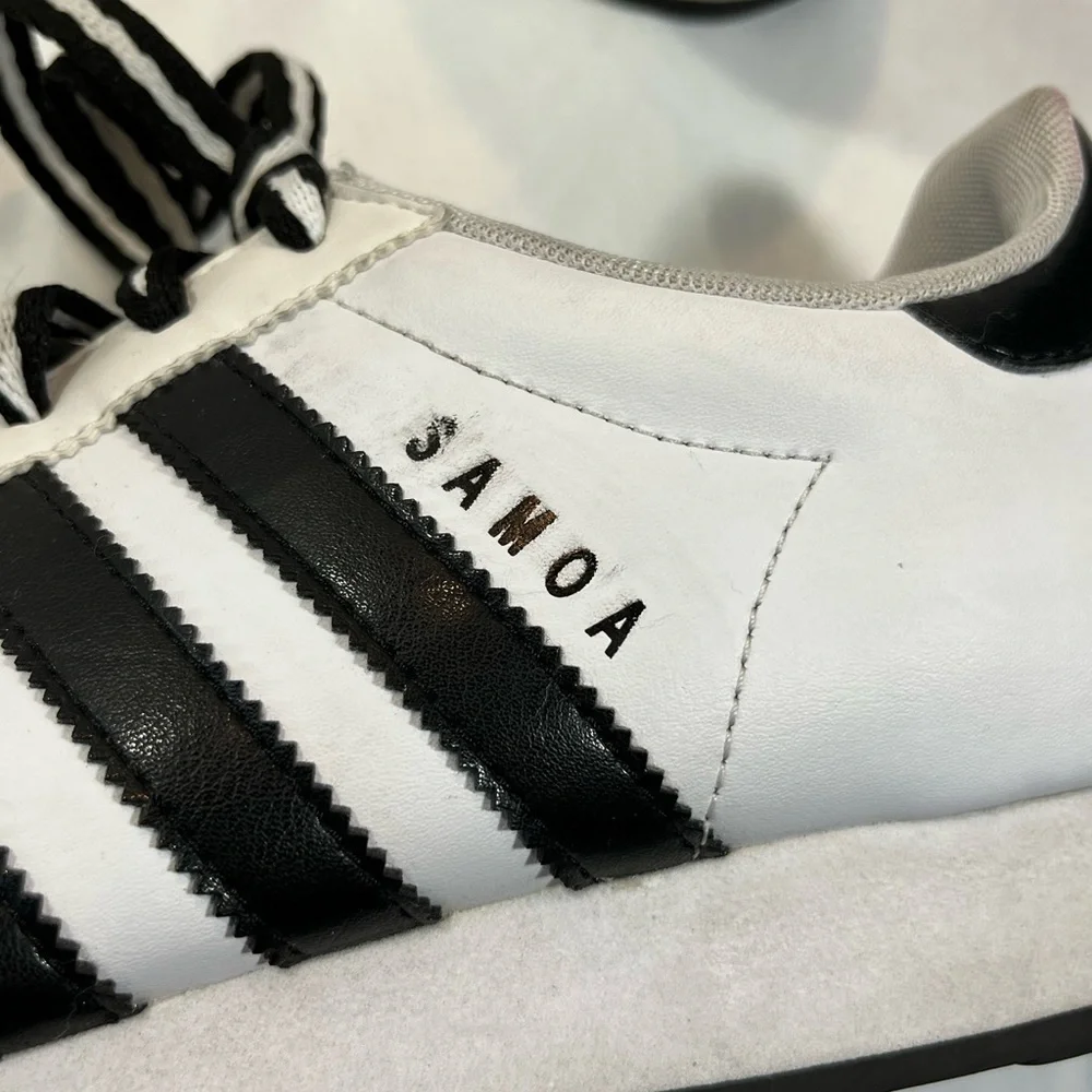 Unisex—Adidas Original Black & White Samoa Sneakers